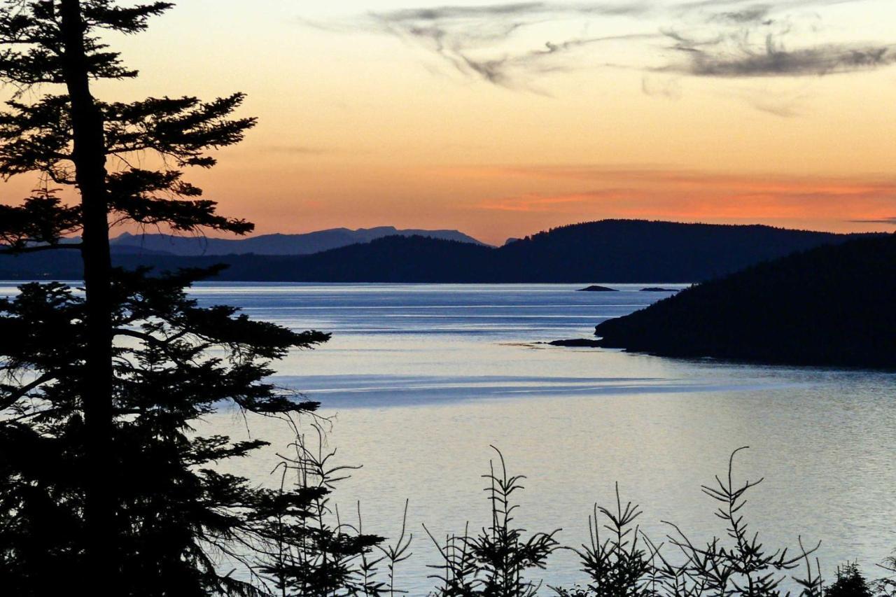 Airy Home Near Anacortes With San Juan De Fuca Views Zewnętrze zdjęcie